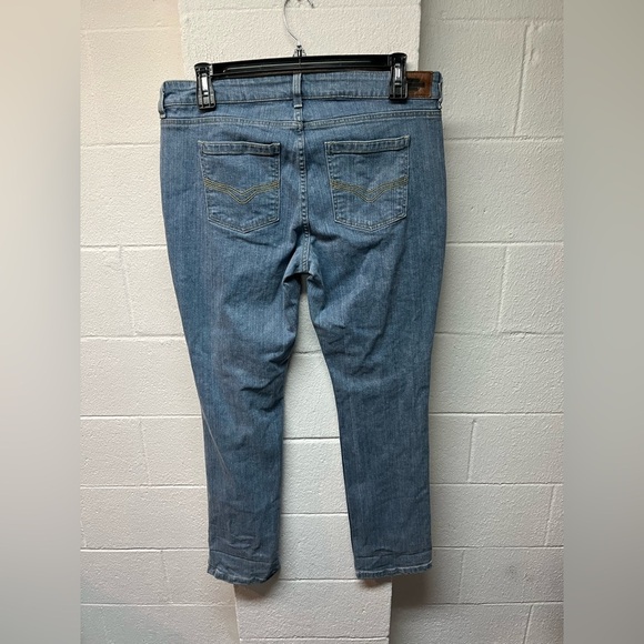 Harley Davidson Blue Straight Leg Jeans Timeless Style - Picture 4 of 7